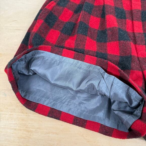 The Limited Wool Blend Plaid Lined Shorts Size 8 Made in Italy Red and Black - Picture 5 of 6